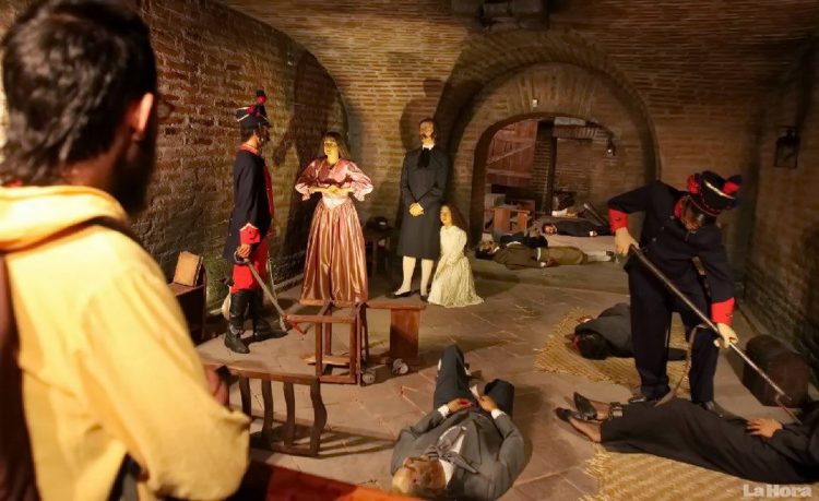 Representación con figuras de cera de la masacre del 2 de agosto de 1810 durante un fallido motín popular. (Foto: museo Alberto Mena Caamaño, Quito, Ecuador) Representación con figuras de cera de la masacre del 2 de agosto de 1810 durante un fallido motín popular. (Foto: museo Alberto Mena Caamaño, Quito, Ecuador)