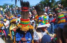 Efemérides nicaragüenses. Turistas nacionales y extranjeros acuden anualmente a las fiestas patronales de San Sebastián, Nicaragua, una mezcla de rituales precolombinos con el catolicismo llena de música y color.