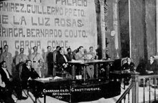 Carranza presentó un proyecto de reforma a la Constitución de 1857 que supuestamente debió aprobarse sin mayores cambios, pero el Congreso Constituyente aprobó una nueva Constitución.