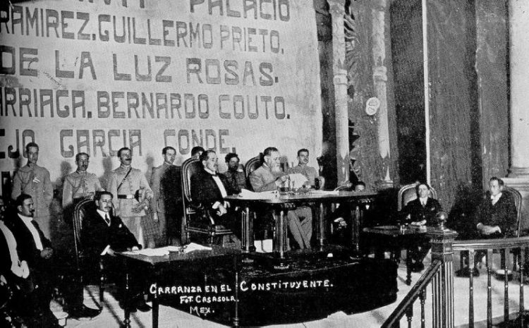 Carranza presentó un proyecto de reforma a la Constitución de 1857 que supuestamente debió aprobarse sin mayores cambios, pero el Congreso Constituyente aprobó una nueva Constitución.