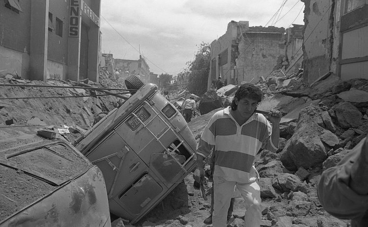 Las Explosiones de Guadalajara ocurrieron el 22 de abril de 1992 en el barrio céntrico de Analco, afectando también a las colonias Atlas, San Carlos, y Las Conchas.