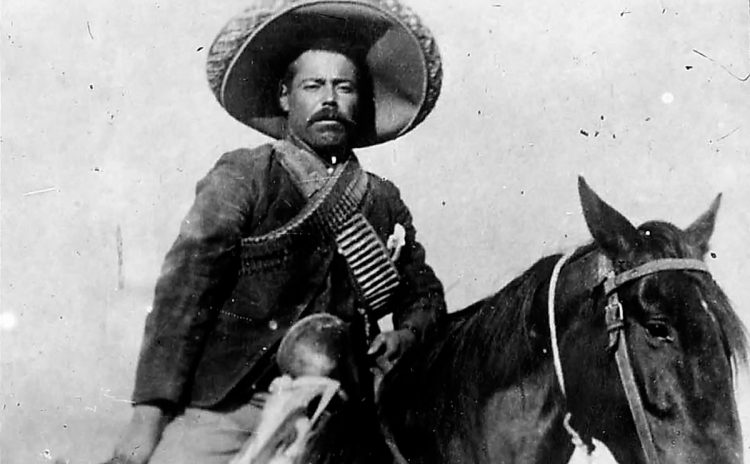 Pancho Villa fue un campesido y caudillo mexicano que se convirtió en uno de los jefes de la revolución mexicana.