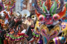 Efemérides peruanas. La colorida Festividad de la Virgen de la Candelaria de Puno fue declarada como «Patrimonio Cultural Inmaterial de la Humanidad» por la Unesco el 27 de noviembre de 2014.
