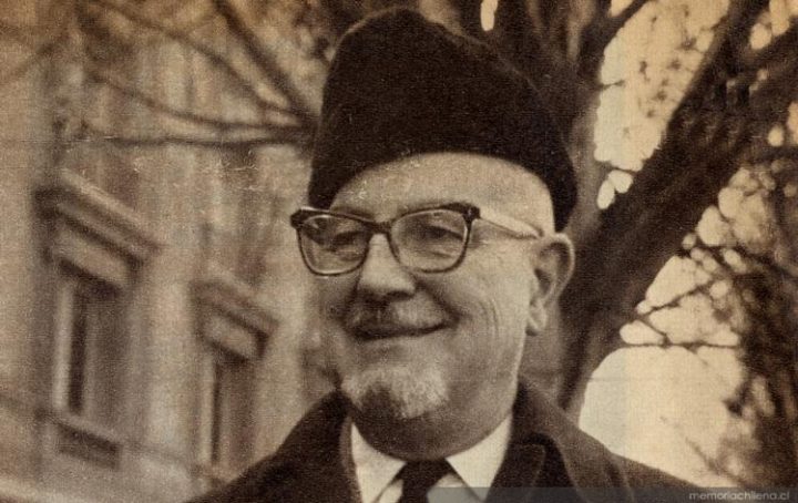 Benjamín Subercaseaux fue un escritor chileno que desarrolló a lo largo de su vida una vasta obra literaria que abarcó novelas, ensayos, obras de teatro, poemas, cuentos, artículos y conferencias. Fue galardonado con el Premio Nacional de Literatura en 1963.