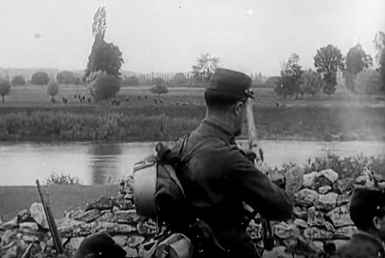 Más de dos millones de soldados lucharon en la crucial Batalla del Marne. Por un lado se encontraba más de un millón de soldados en 39 divisiones francesas y 6 divisiones británicas; por el otro lado se encontraba el invasor Ejército Imperial Alemán con casi millón y medio de soldados distribuidos en 27 divisiones. Fue un punto decisivo en la historia del conflicto.