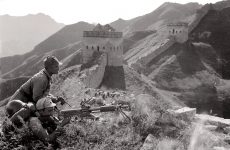 Ejército de la Octava Ruta enfrentando a las fuerzas japonesas en la Gran Muralla China. Primavera de 1938. (Foto: Sha Fei)
